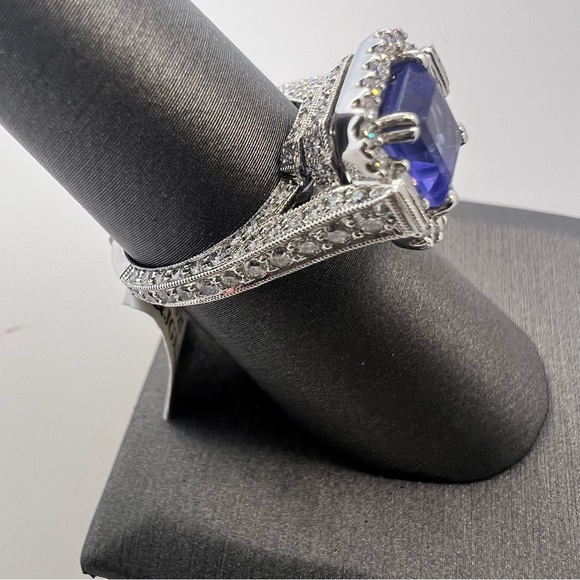 14k White Gold Diamond & Tanzanite Ring - Picture 6 of 11